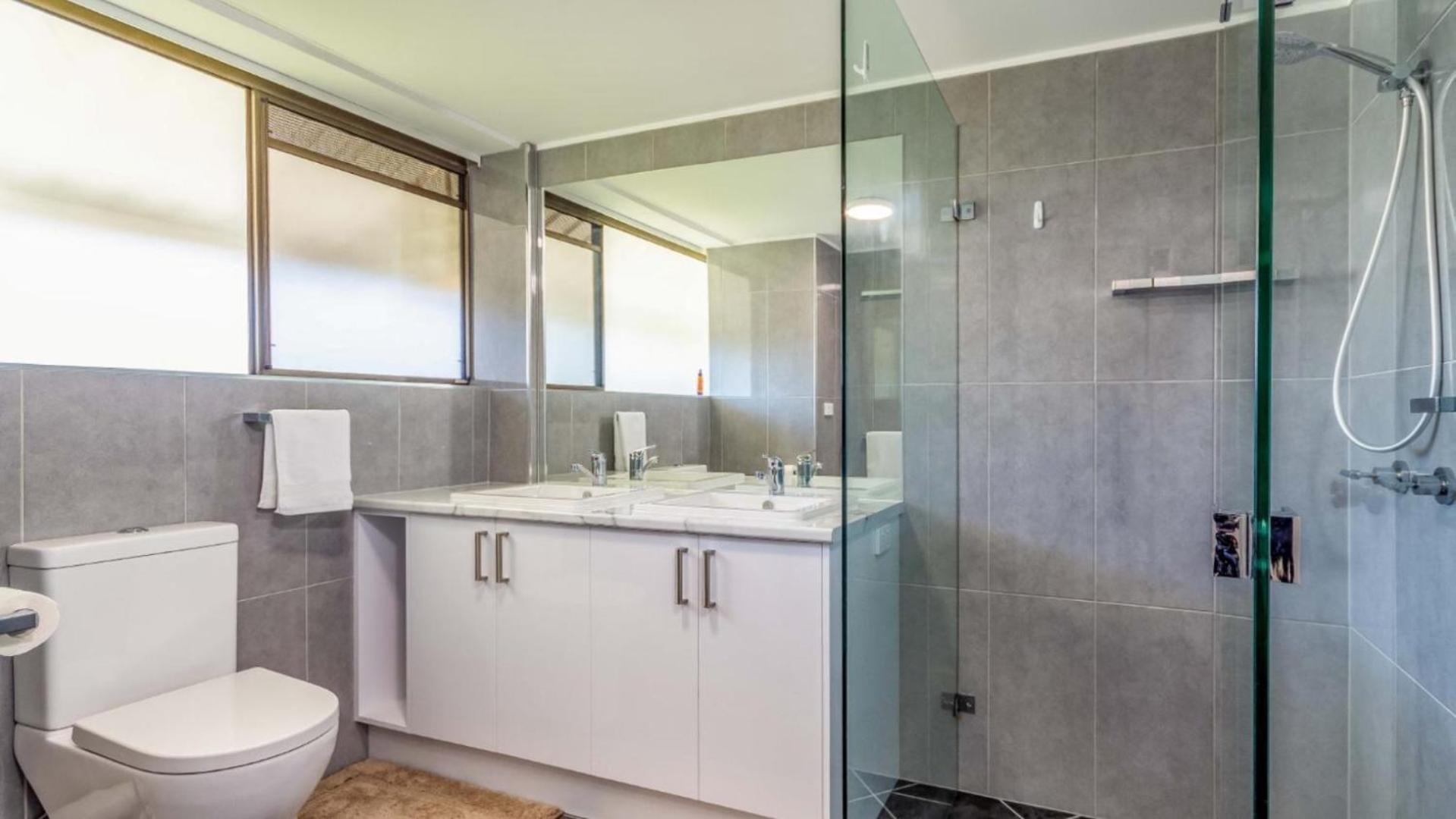 Placid Waters Holiday Apartments Bongaree 외부 사진