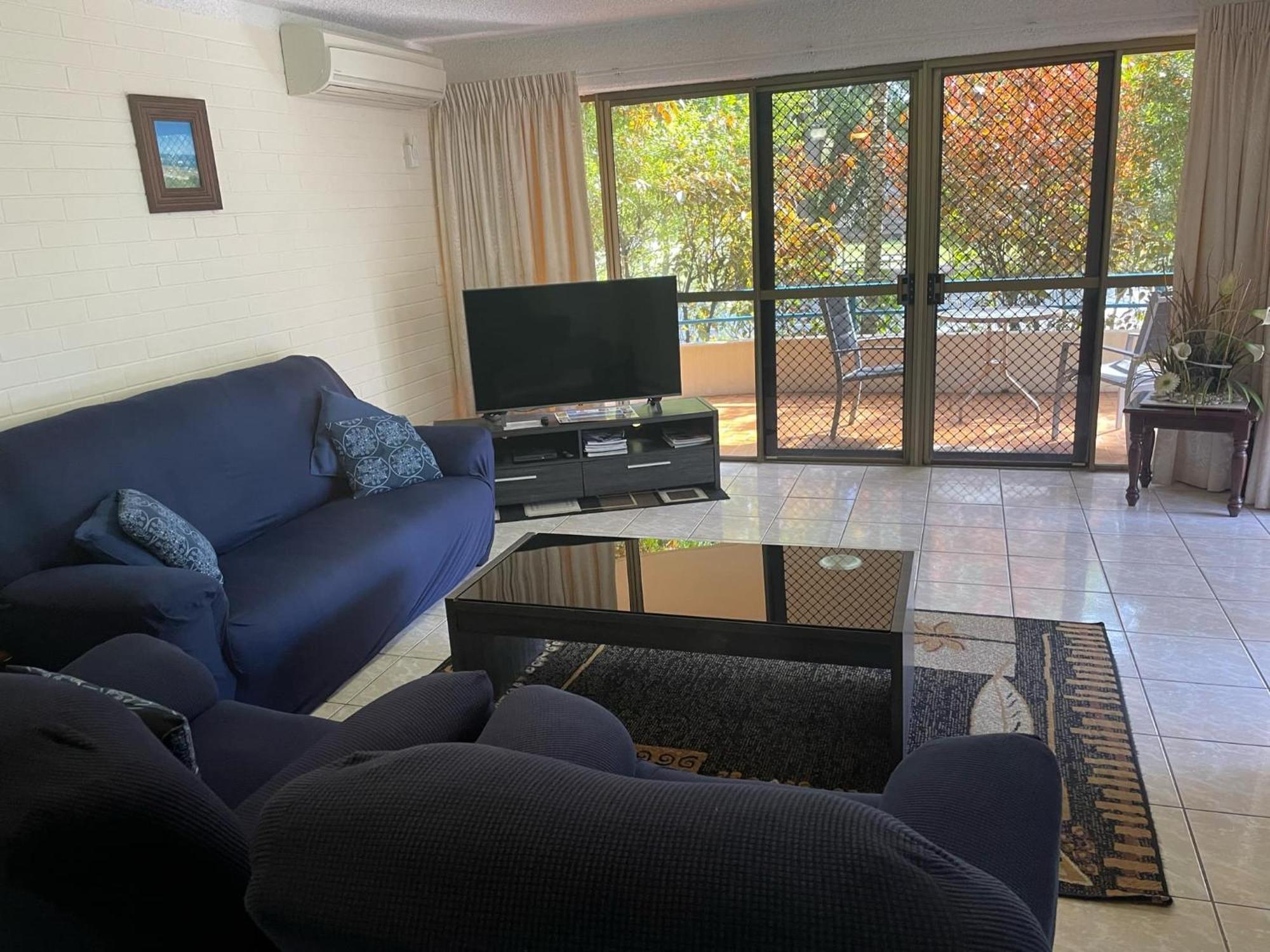 Placid Waters Holiday Apartments Bongaree 외부 사진